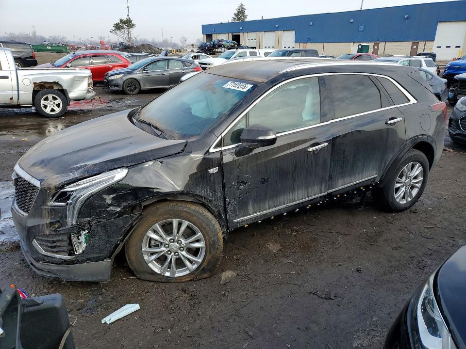 2025 Cadillac XT5 Luxury