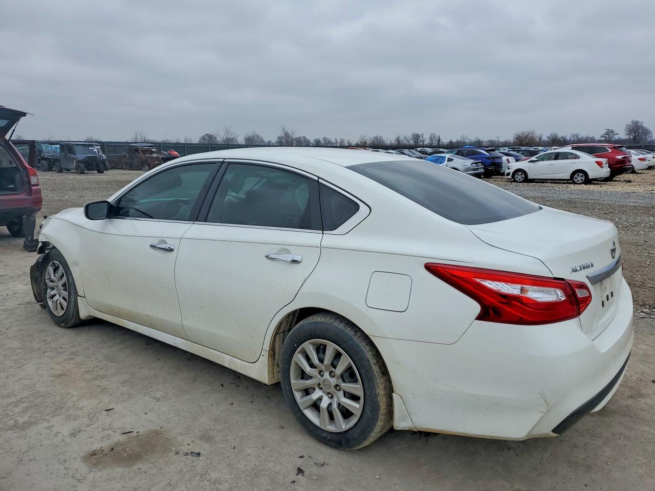 2017 Niss Altima