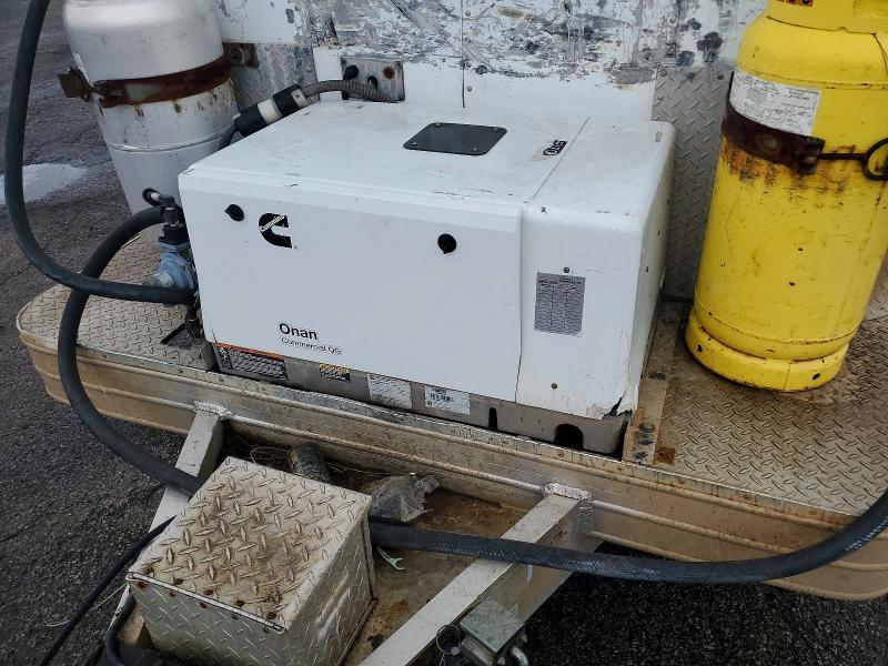 2003 Feathrlite 2003 Featherlite Fiber Optic Splicing Trailer
