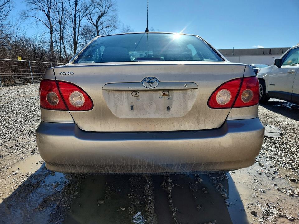 2005 Toyota Corolla le