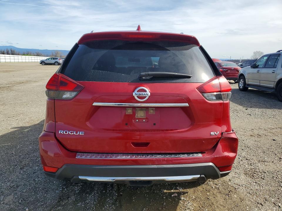 2017 Nissan Rogue sv