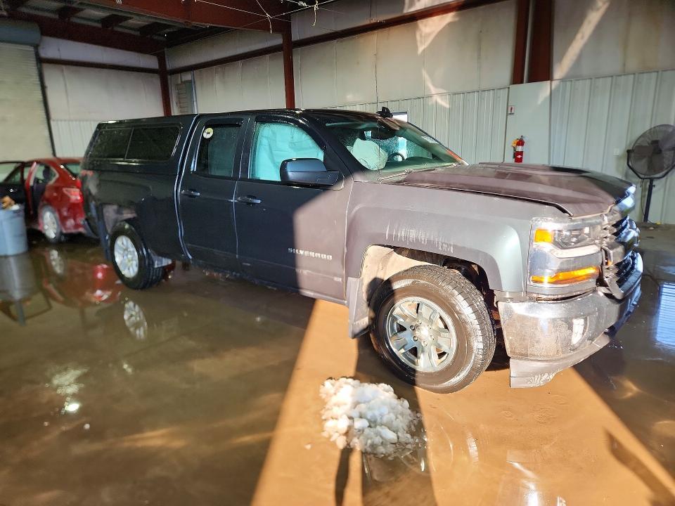 2017 Chevrolet Silverado K1500 lt
