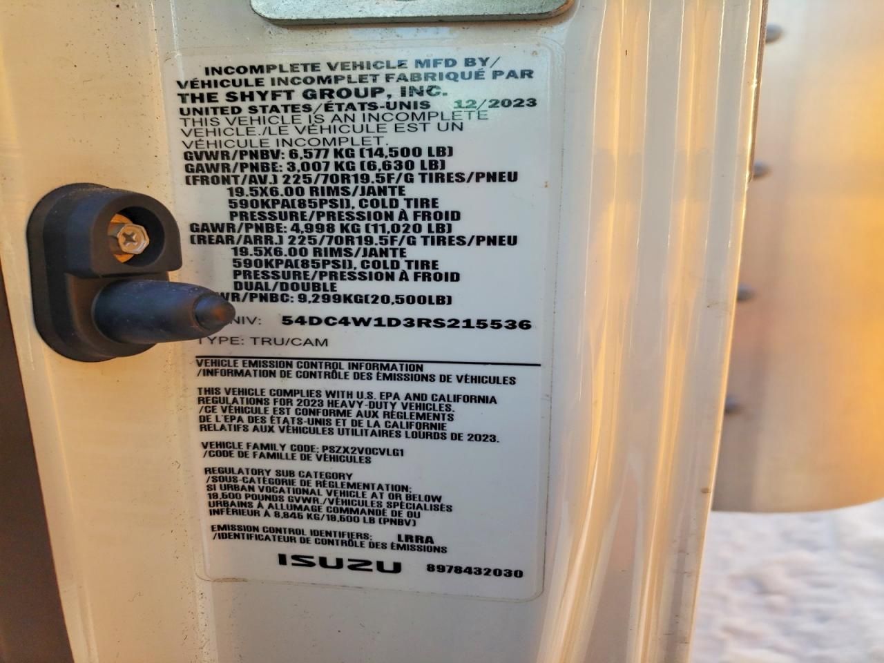 2024 Isuzu NPR HD BOX Truck