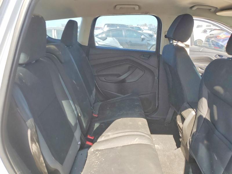 2016 Ford Escape s