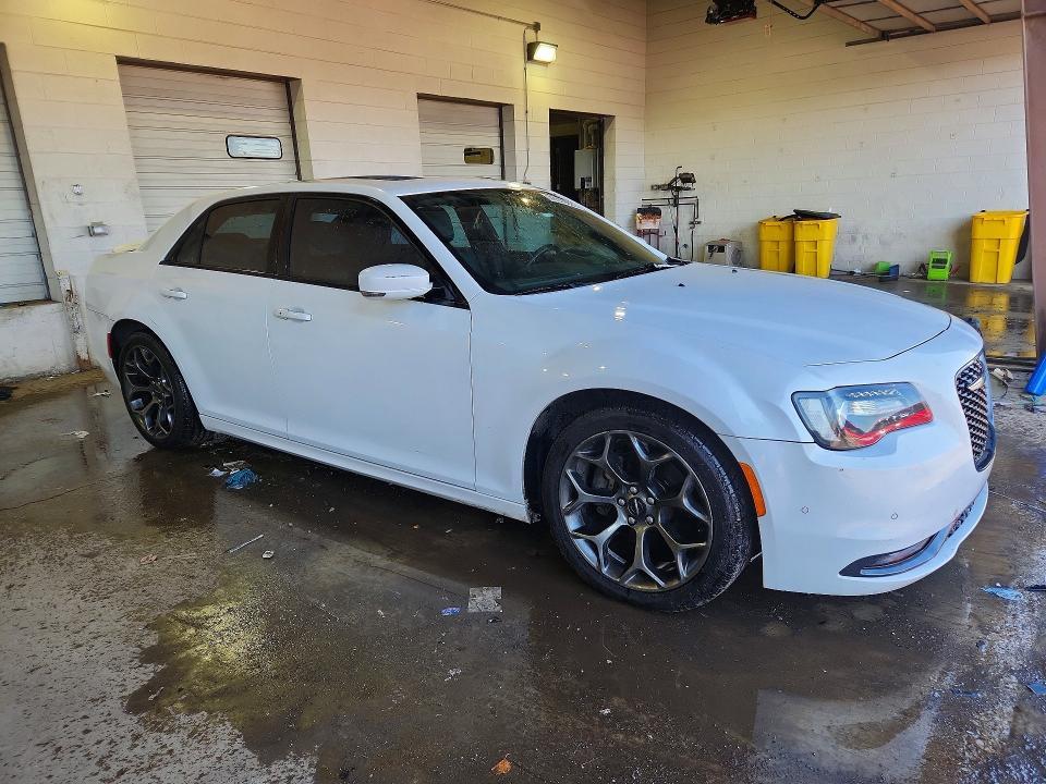 2015 Chrysler 300 s