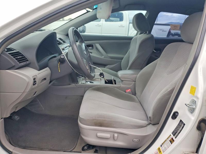 2011 Toyota Camry le