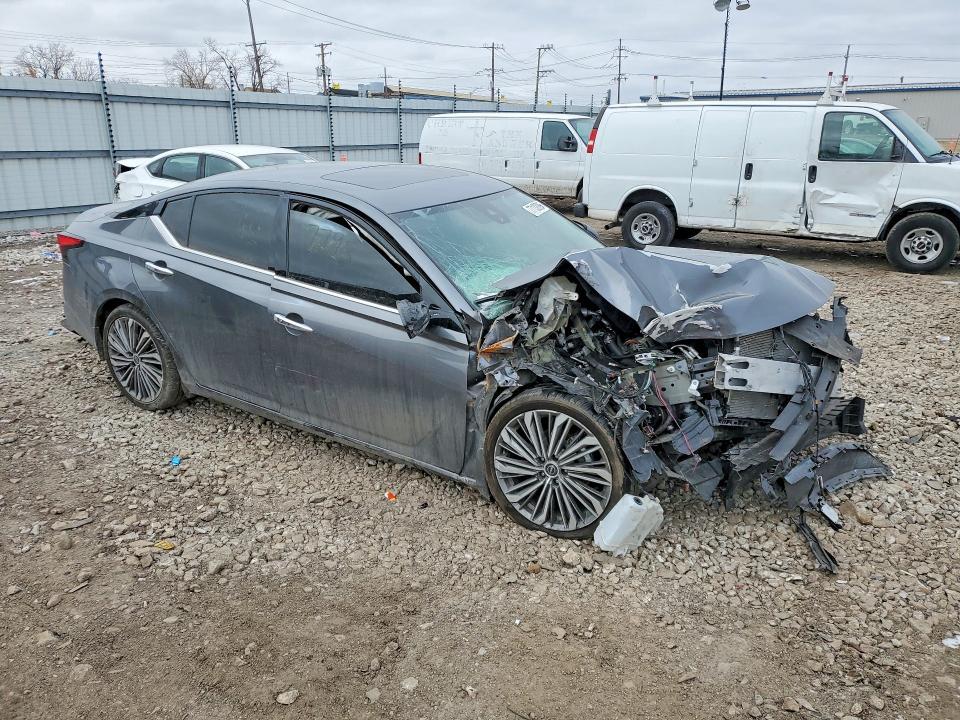 2024 Nissan Altima 2.5 sl