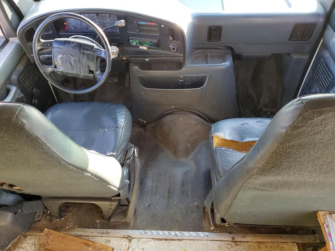 1996 Ford E150 Delivery Van