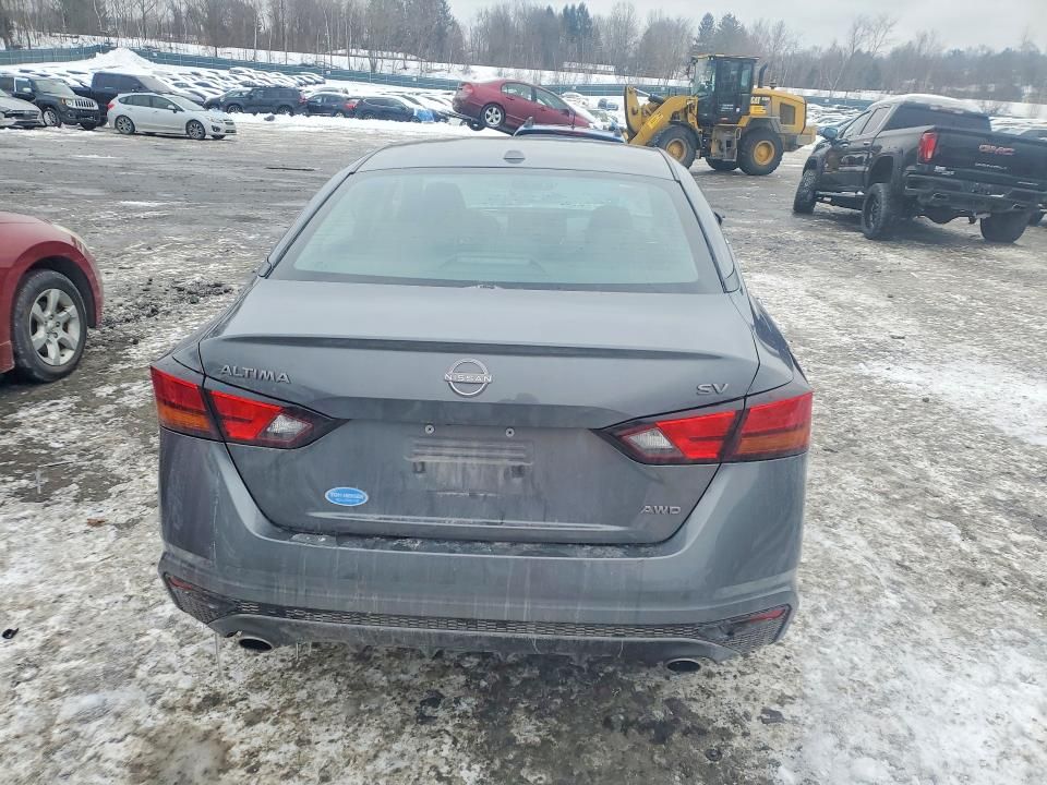 2024 Nissan Altima sv