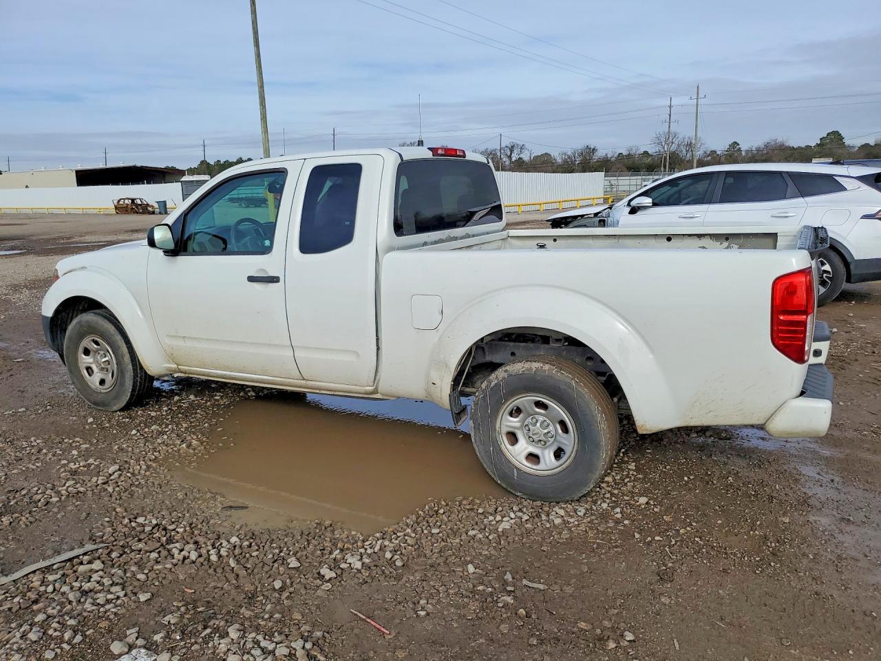 2017 Nissan Frontier s