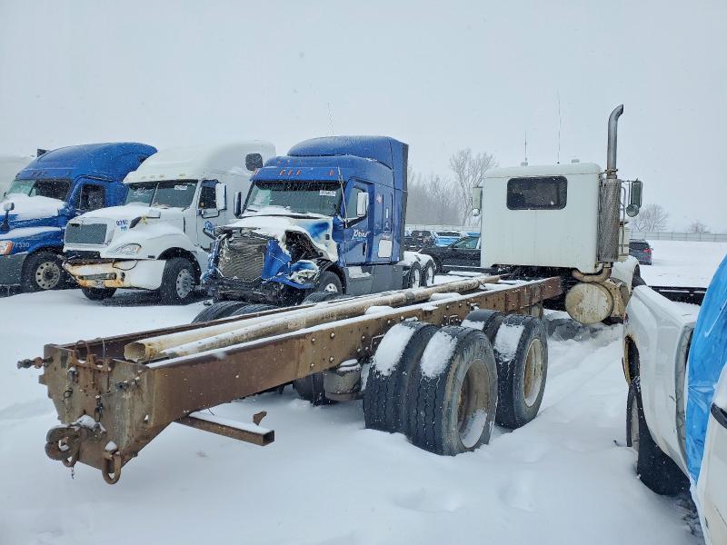 2001 Peterbilt 357