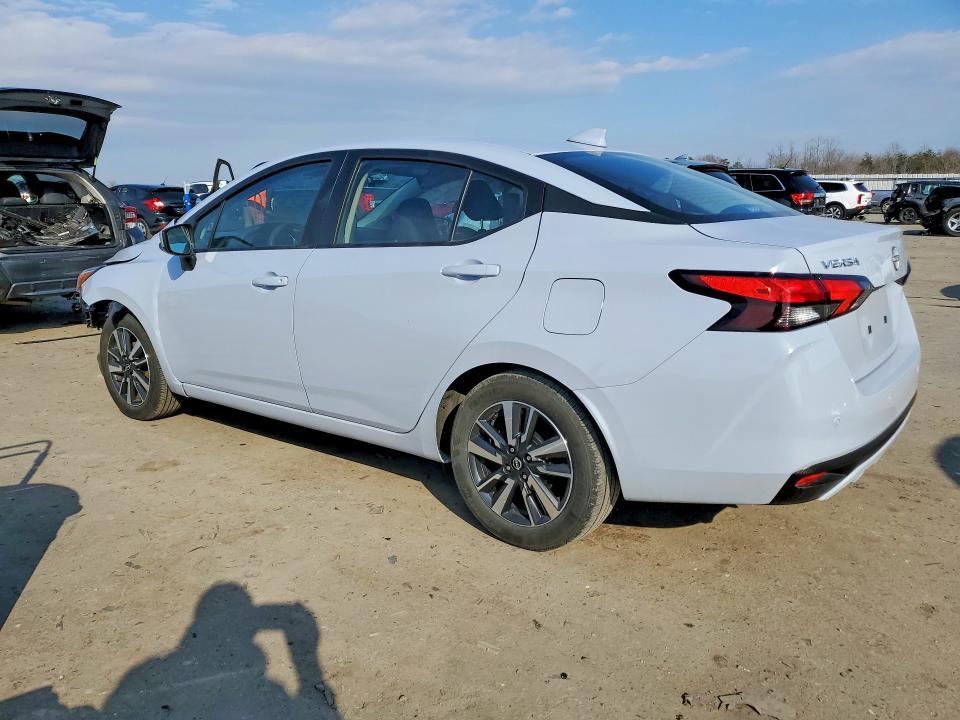 2024 Nissan Versa sv