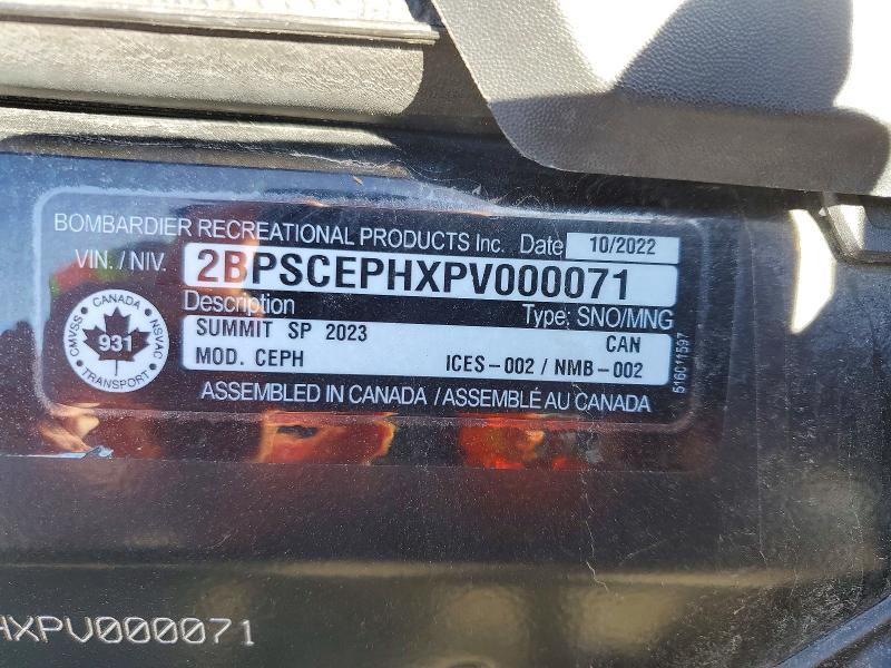 2023 Skidoo Summit X85