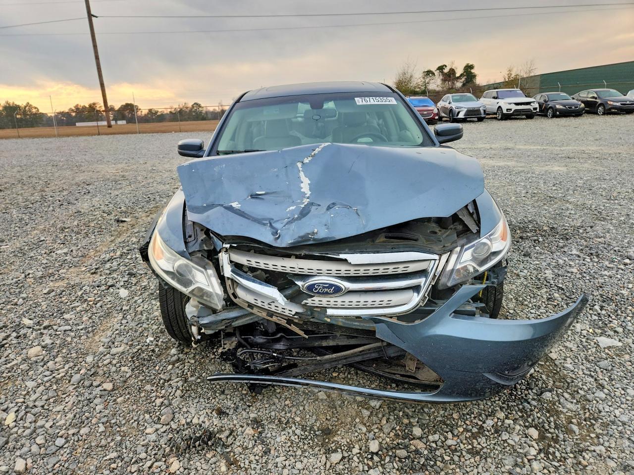 2010 Ford Taurus sel