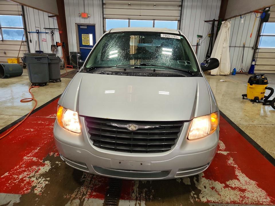 2007 Chrysler Town & Country lx