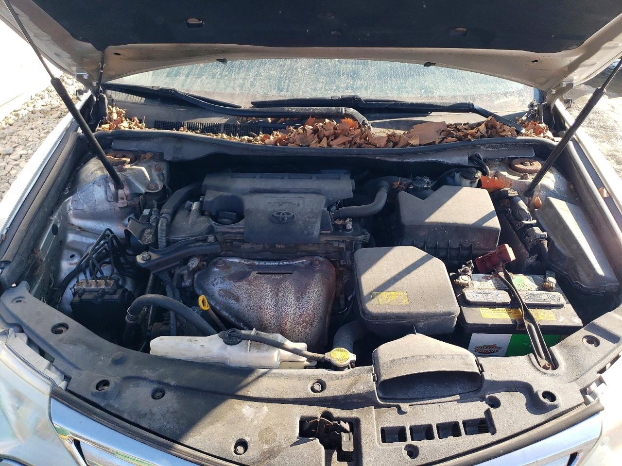 2012 Toyota Camry le