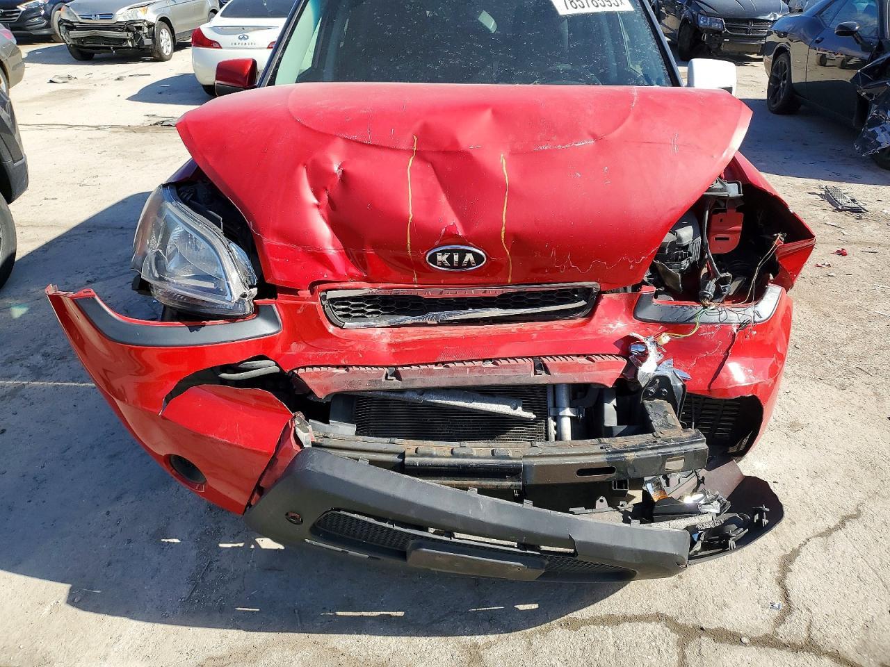 2011 KIA Soul +