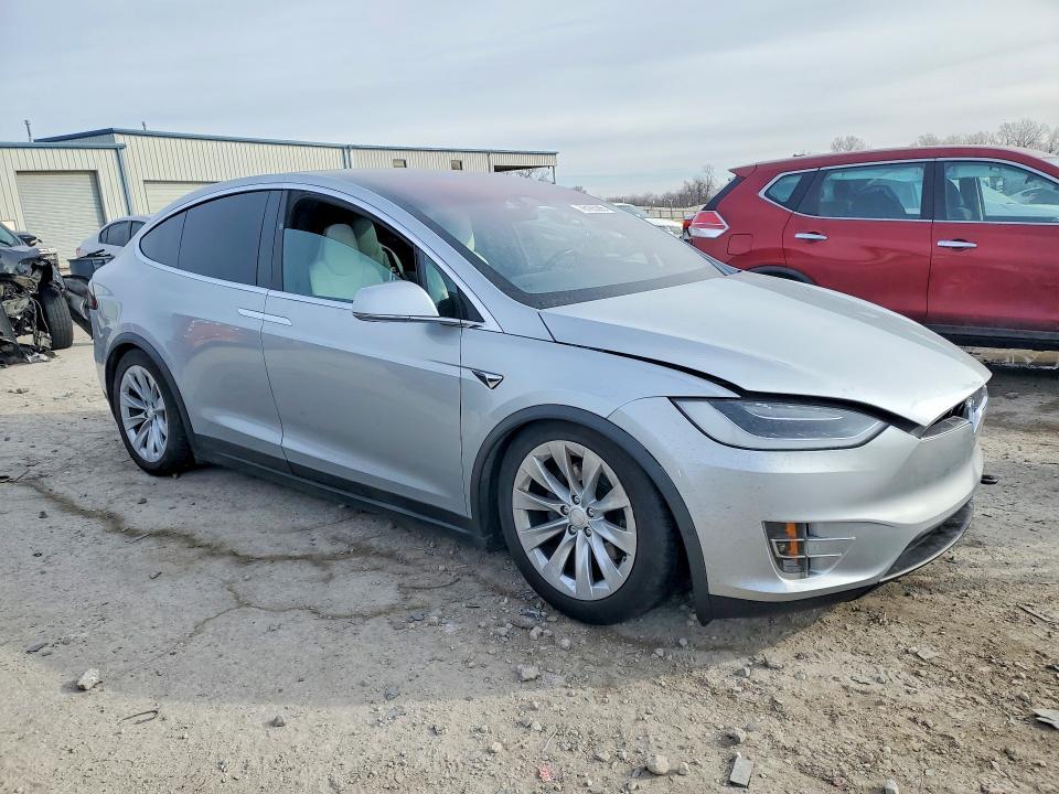 2017 Tesla Model x