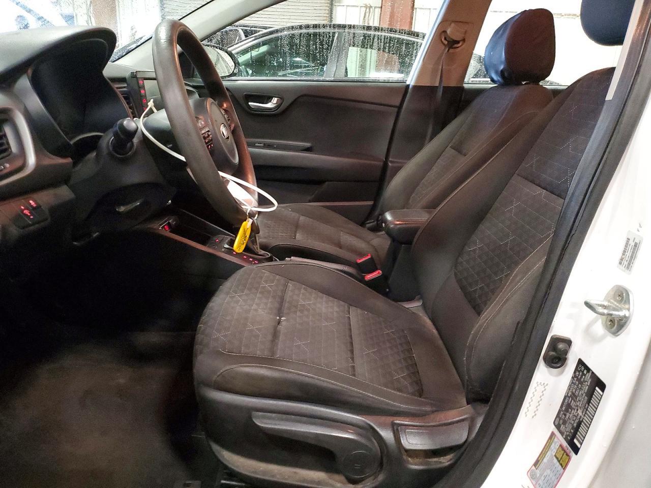 2019 KIA Rio s