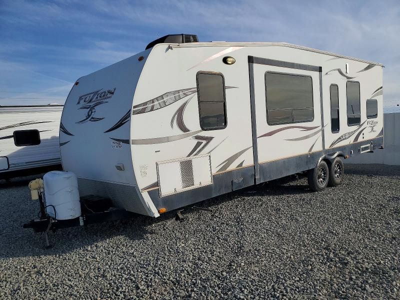 2012 Keystone Fuzion Camper