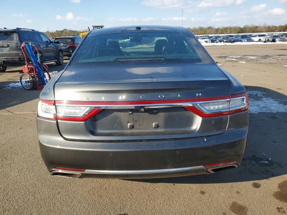 2017 Lincoln Continental Reserve