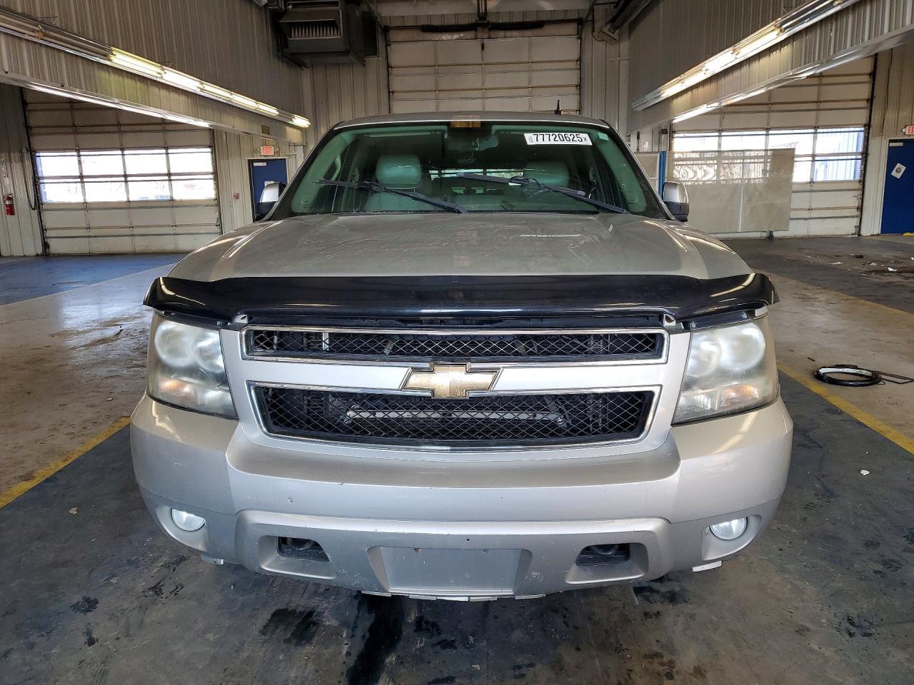 2011 Chevrolet Suburban K1500 lt