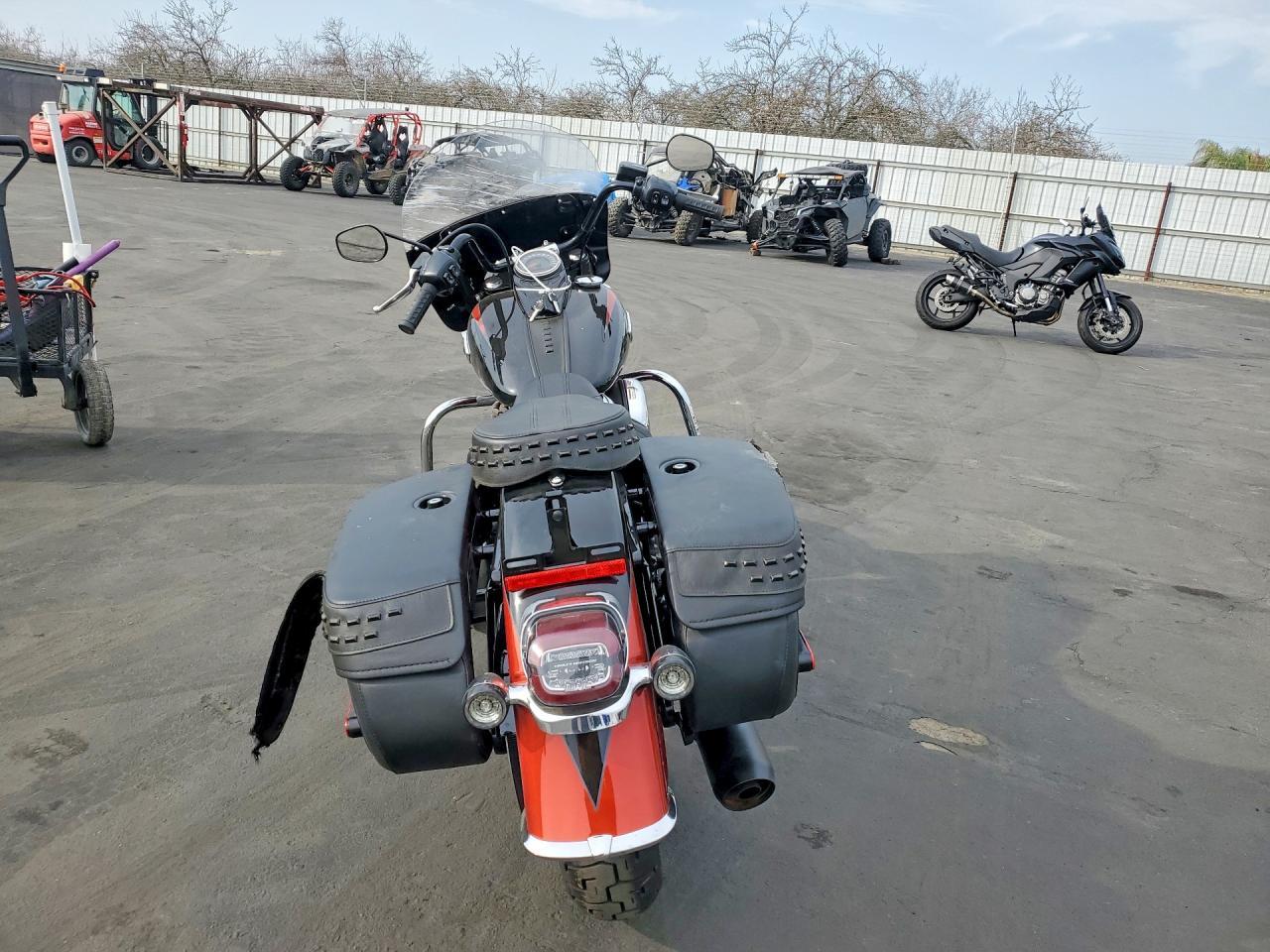 2025 Harley-Davidson Flhc
