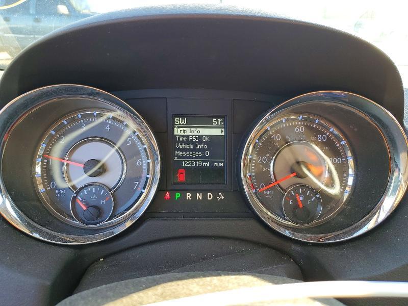 2012 Chrysler Town & Country Touring l