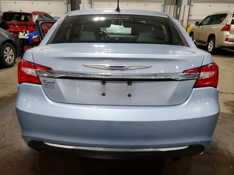 2012 Chrysler 200 Limited
