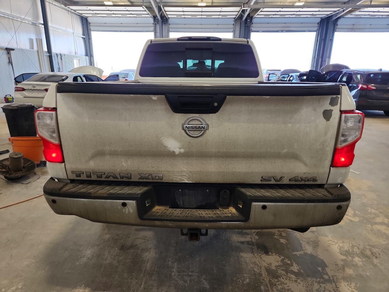 2017 Nissan Titan XD SV