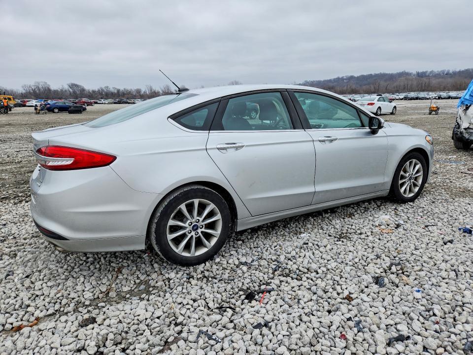 2017 Ford Fusion se