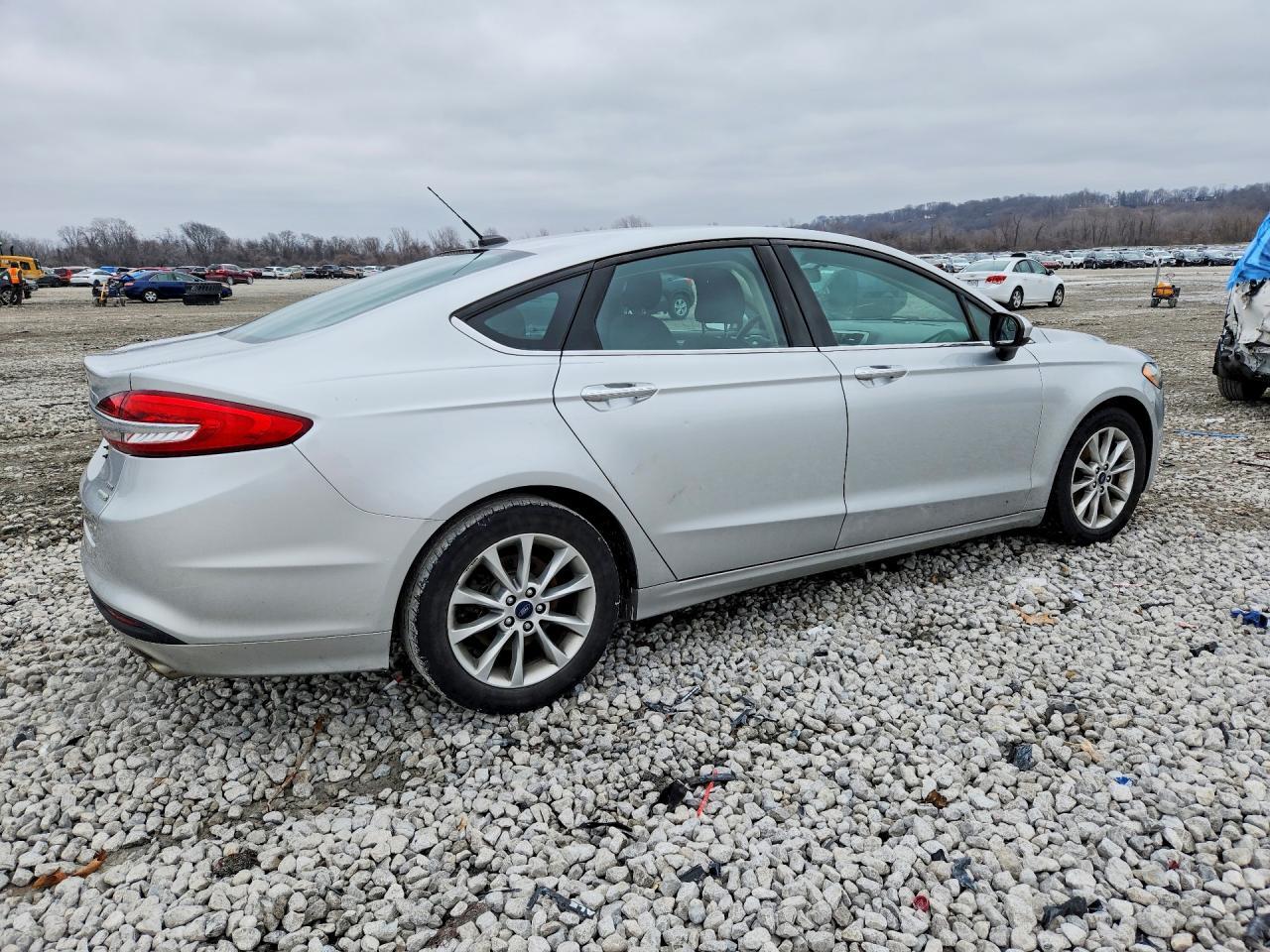 2017 Ford Fusion se