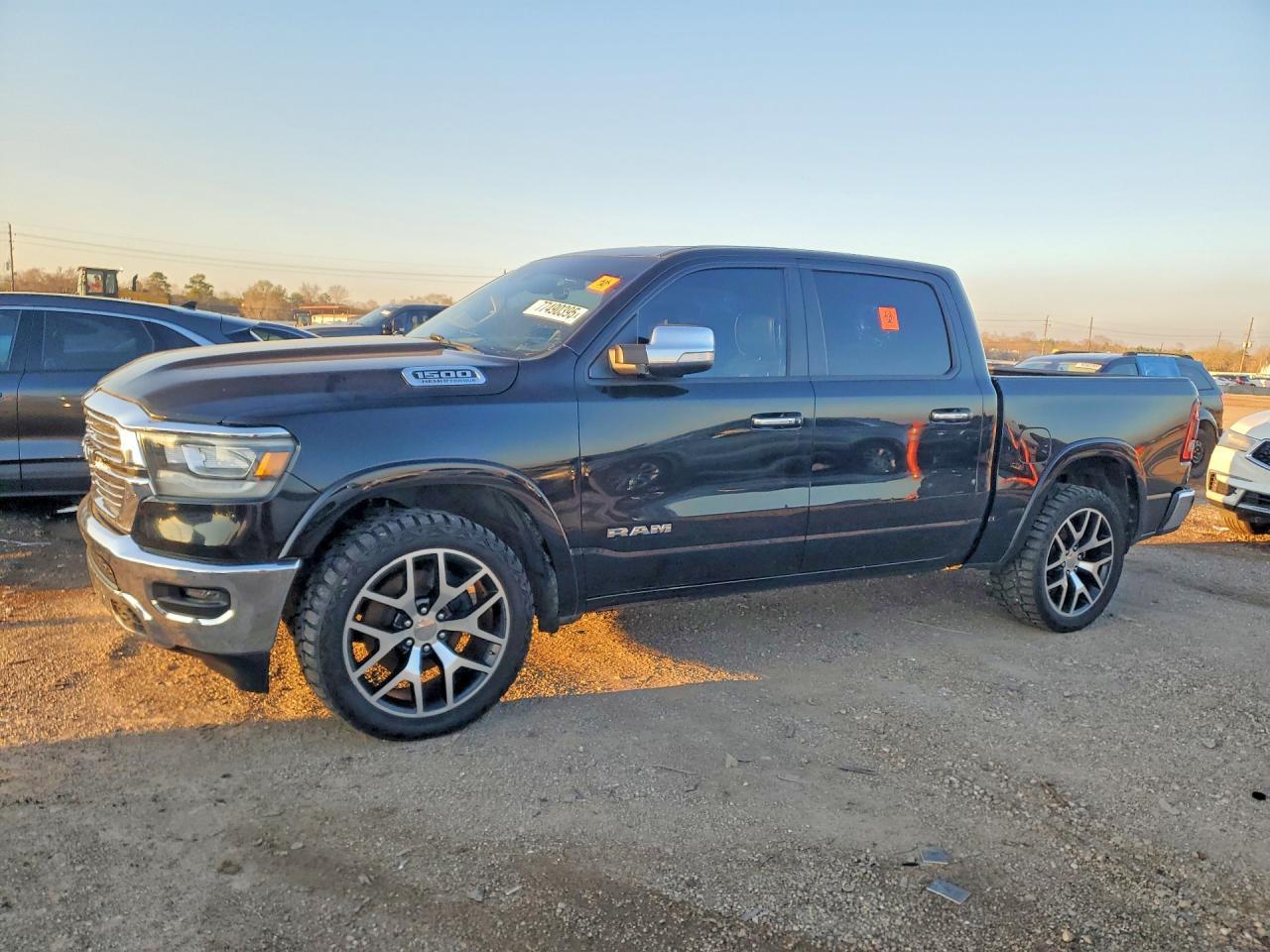 2022 Dodge 1500 4WD V8 Crew Cab 5.7L Laramie
