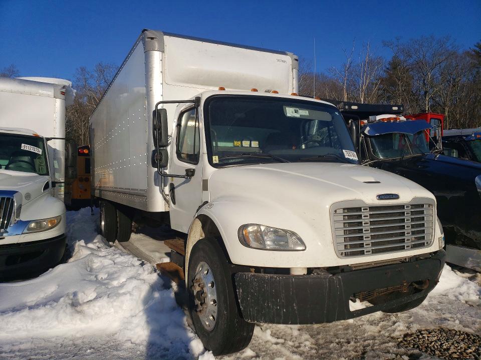 2020 Freigliner 2020 Freightliner Business Class M2 BOX Truck