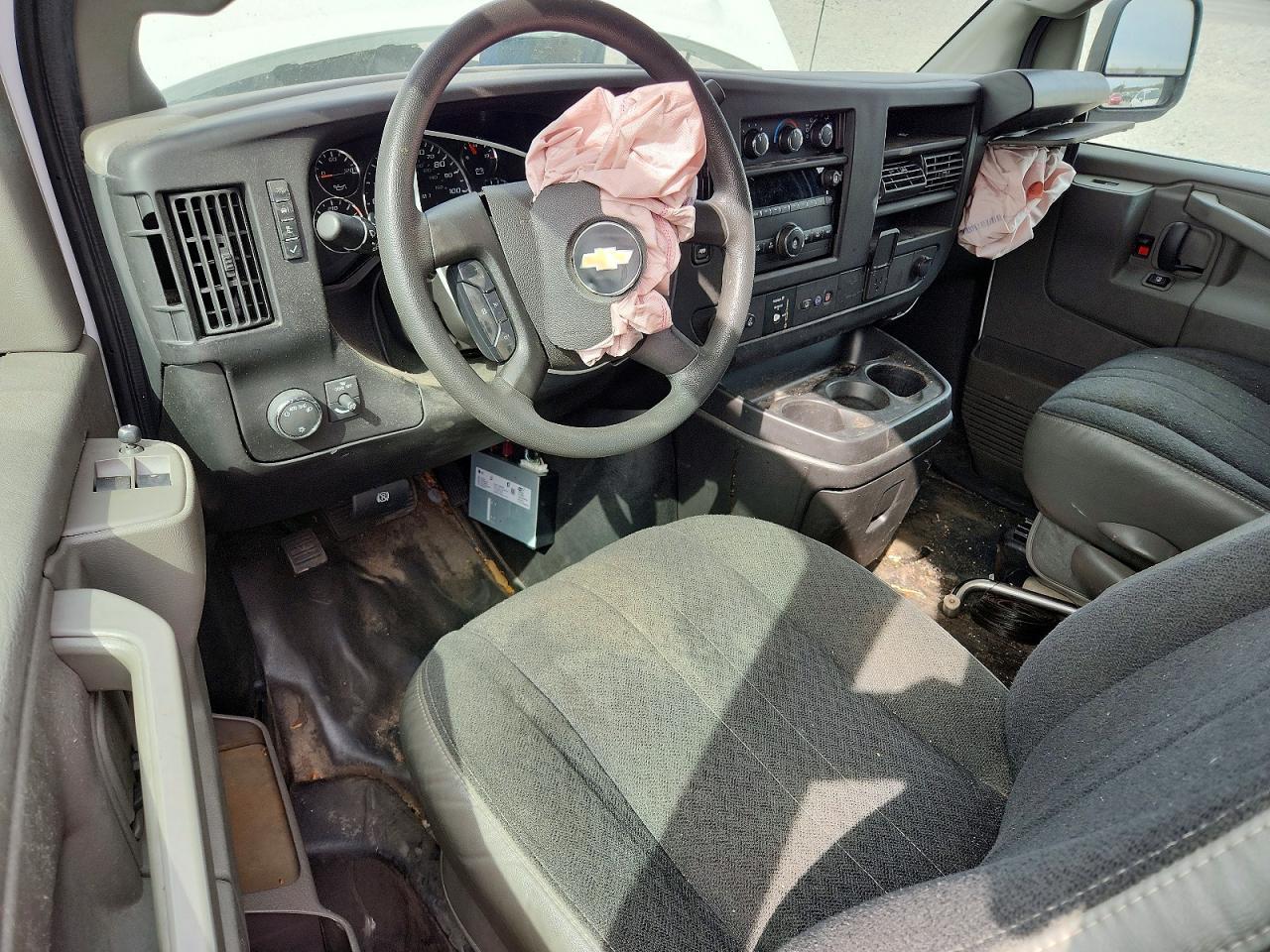 2023 Chevrolet Express G2500