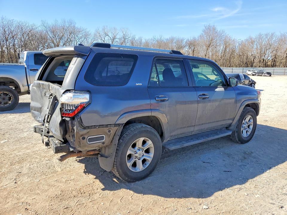 2021 Toyota 4runner SR5