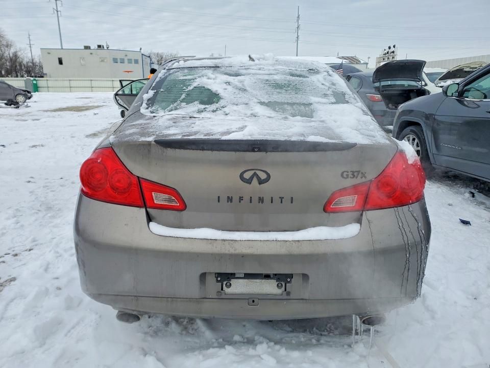 2010 Infiniti G37