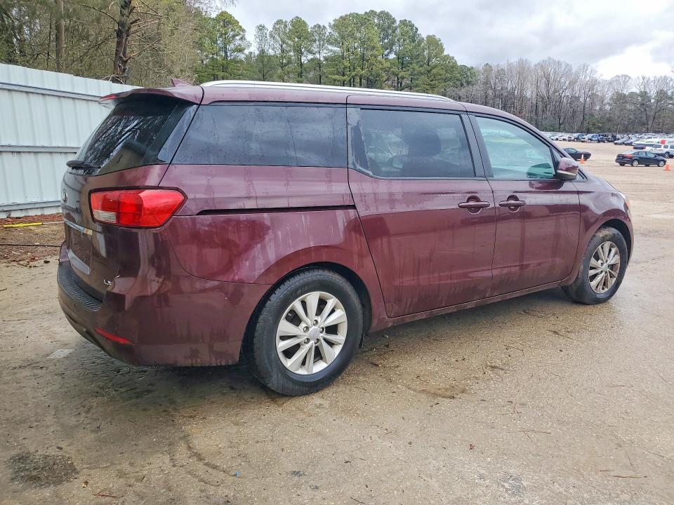 2017 KIA Sedona lx