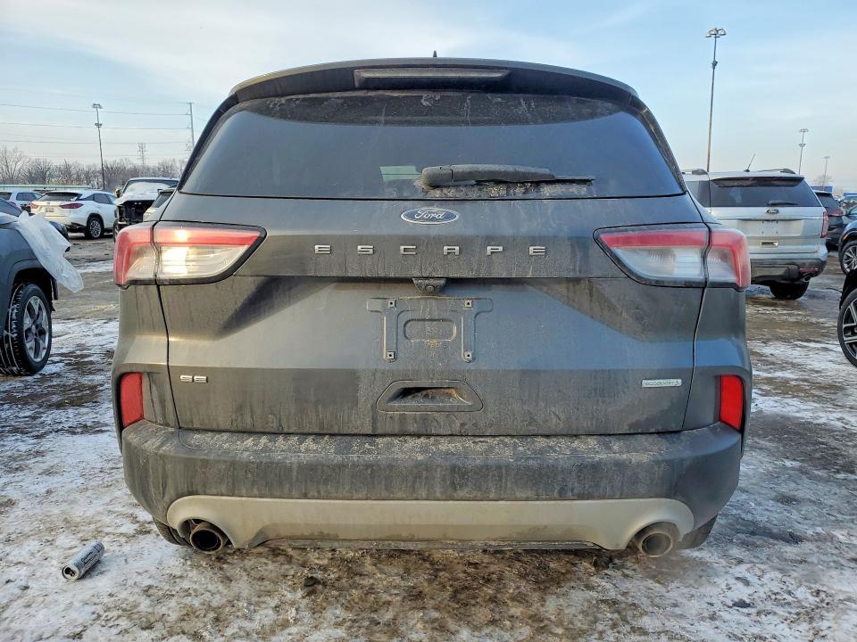 2020 Ford Escape se