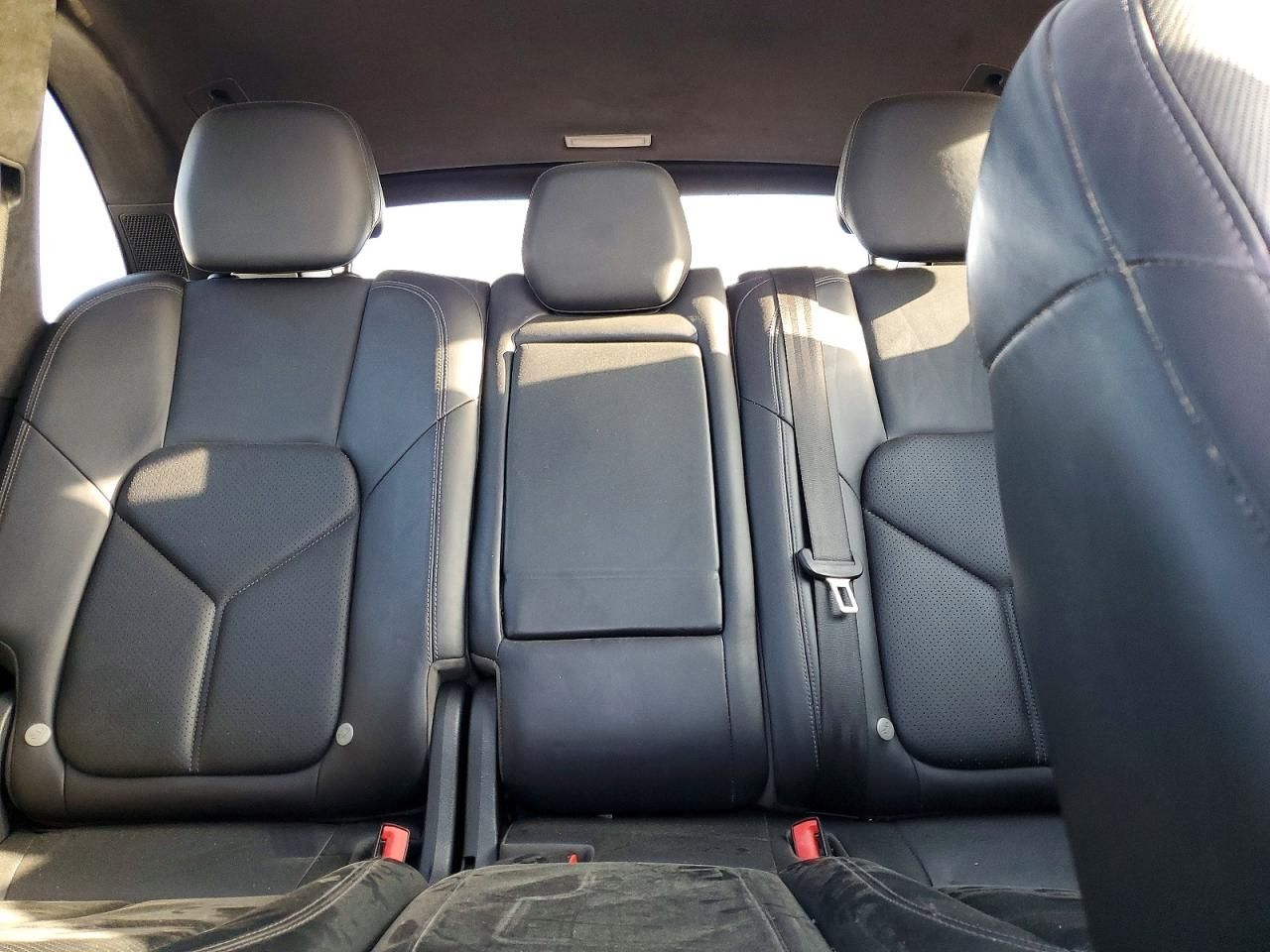 2014 Porsche Cayenne gts