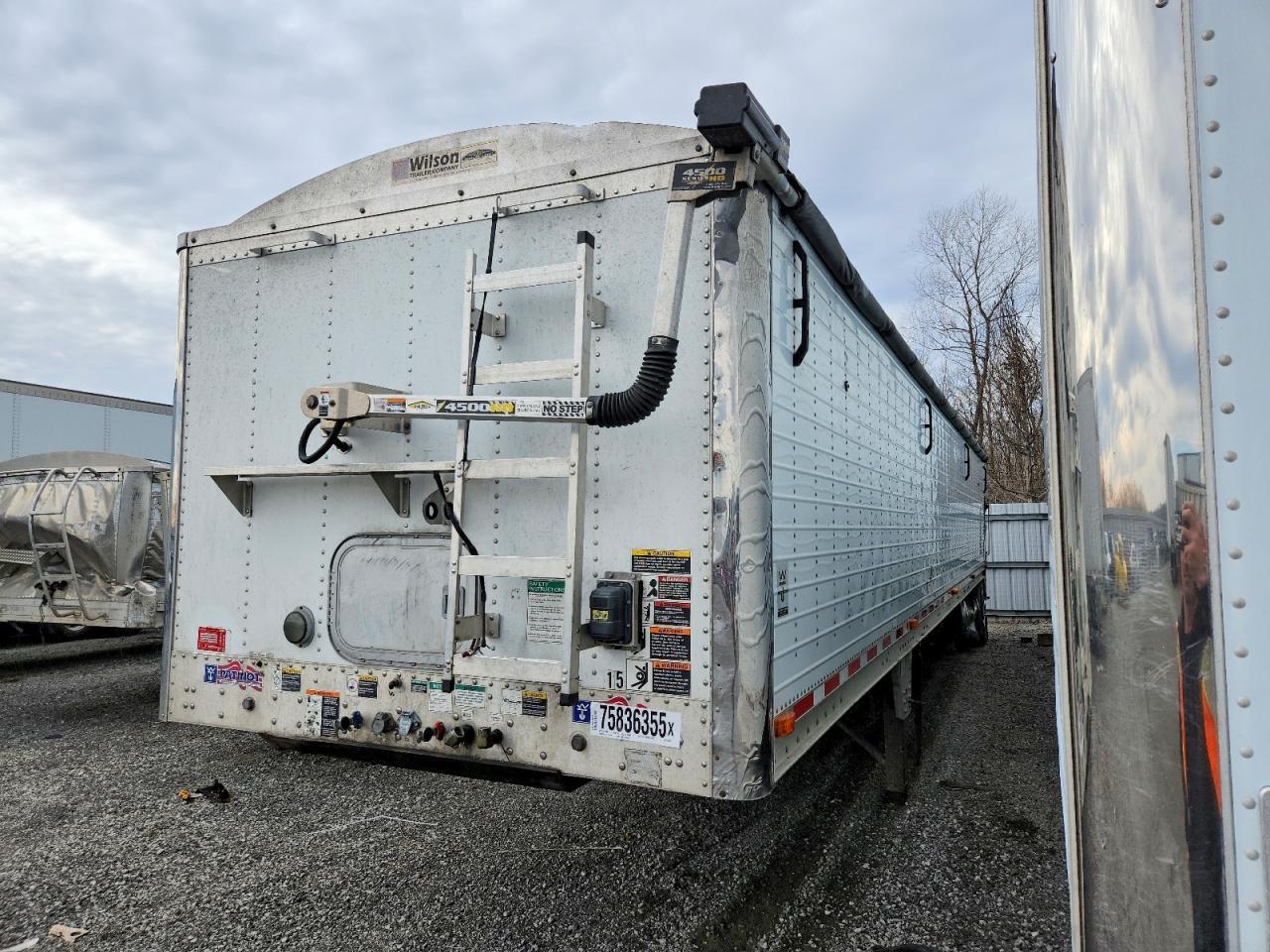 2008 Wilson Dwbt-650 Grain Trailer