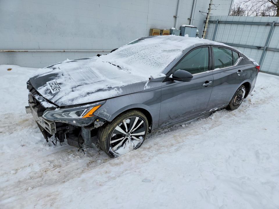 2020 Nissan Altima 2.5 sr