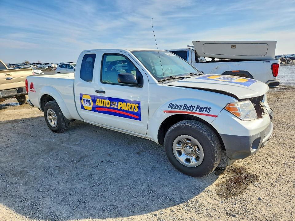 2017 Nissan Frontier s