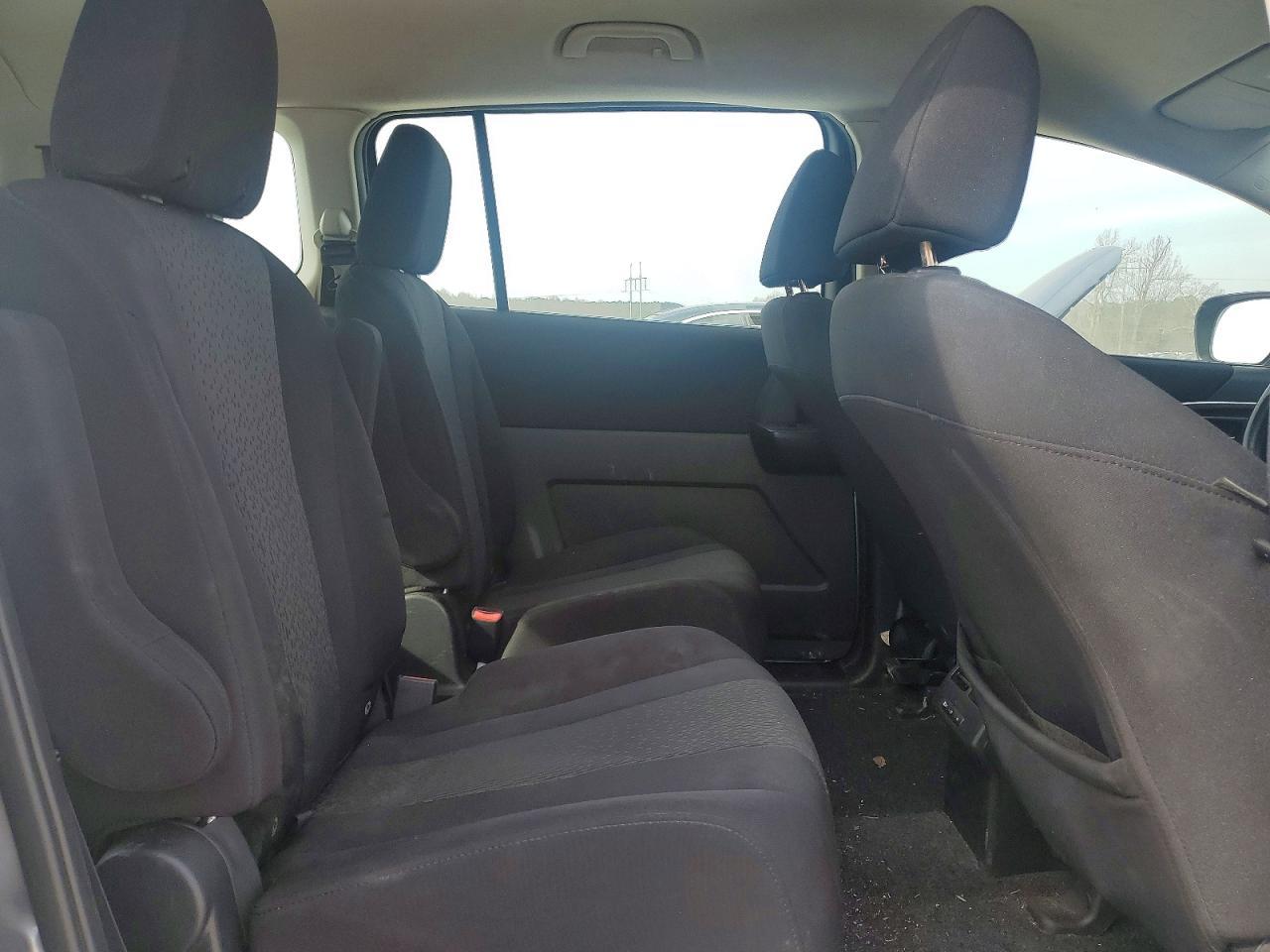 2012 Mazda 5