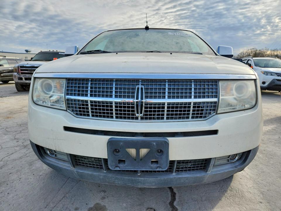 2008 Lincoln Townhouse MKX
