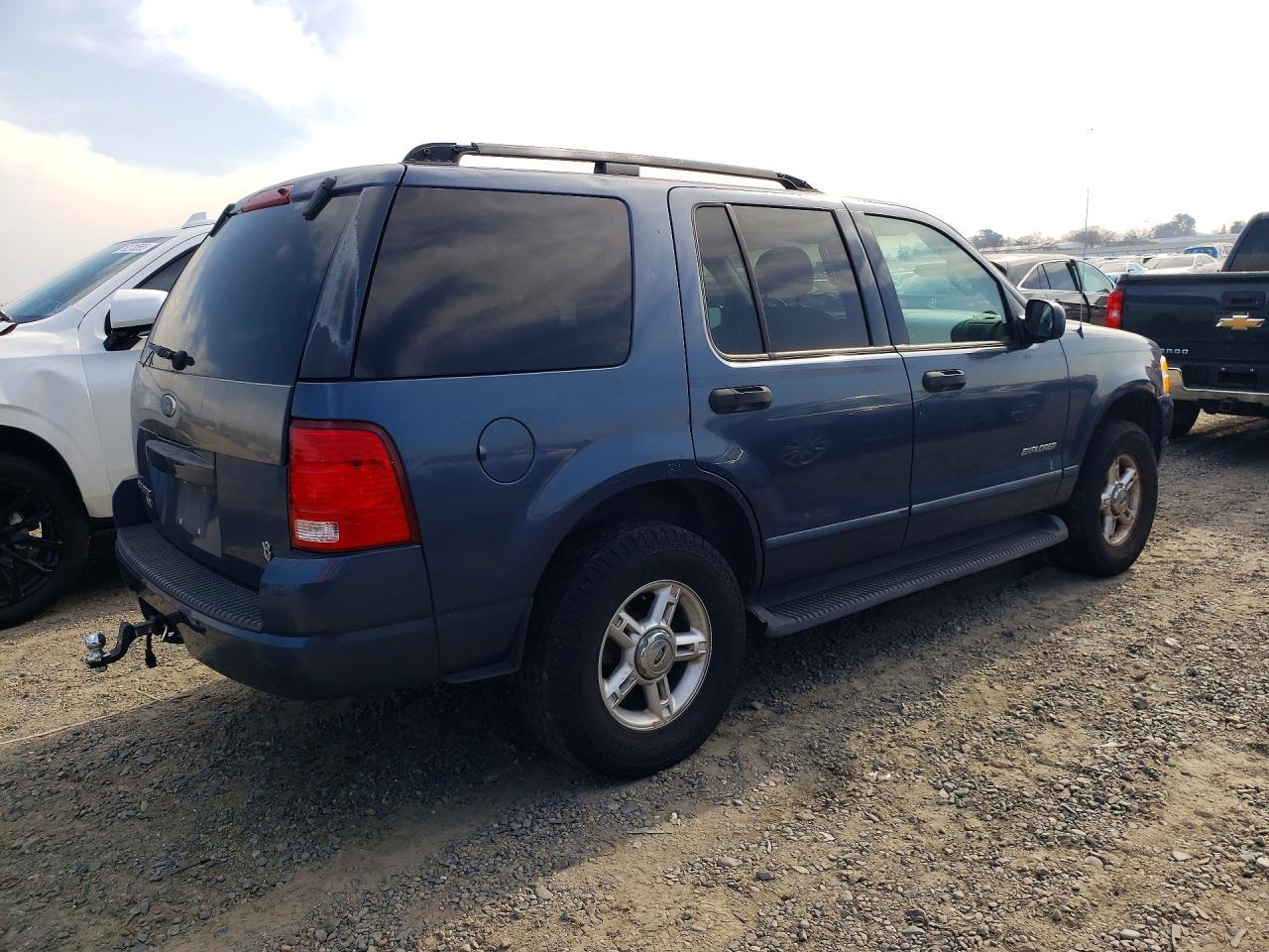 2004 Ford Explorer xlt