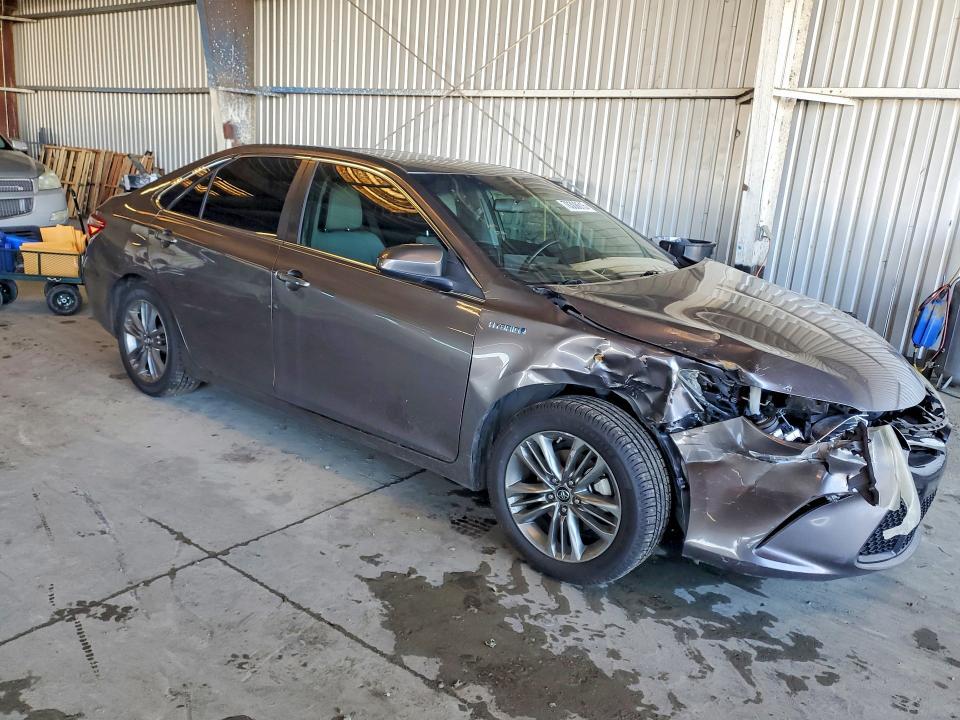 2016 Toyota Camry Hybrid