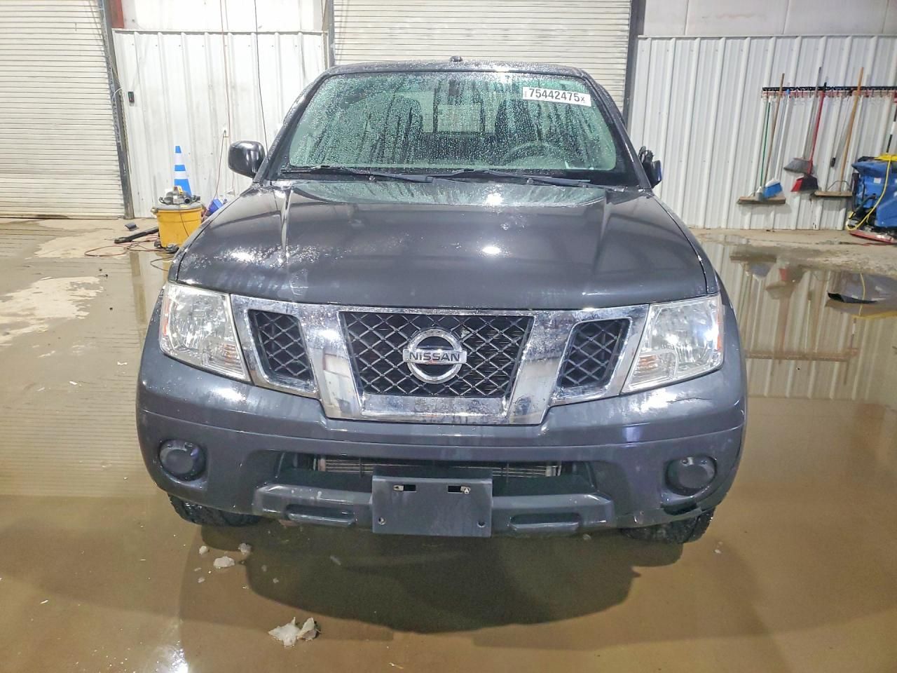 2015 Nissan Frontier s