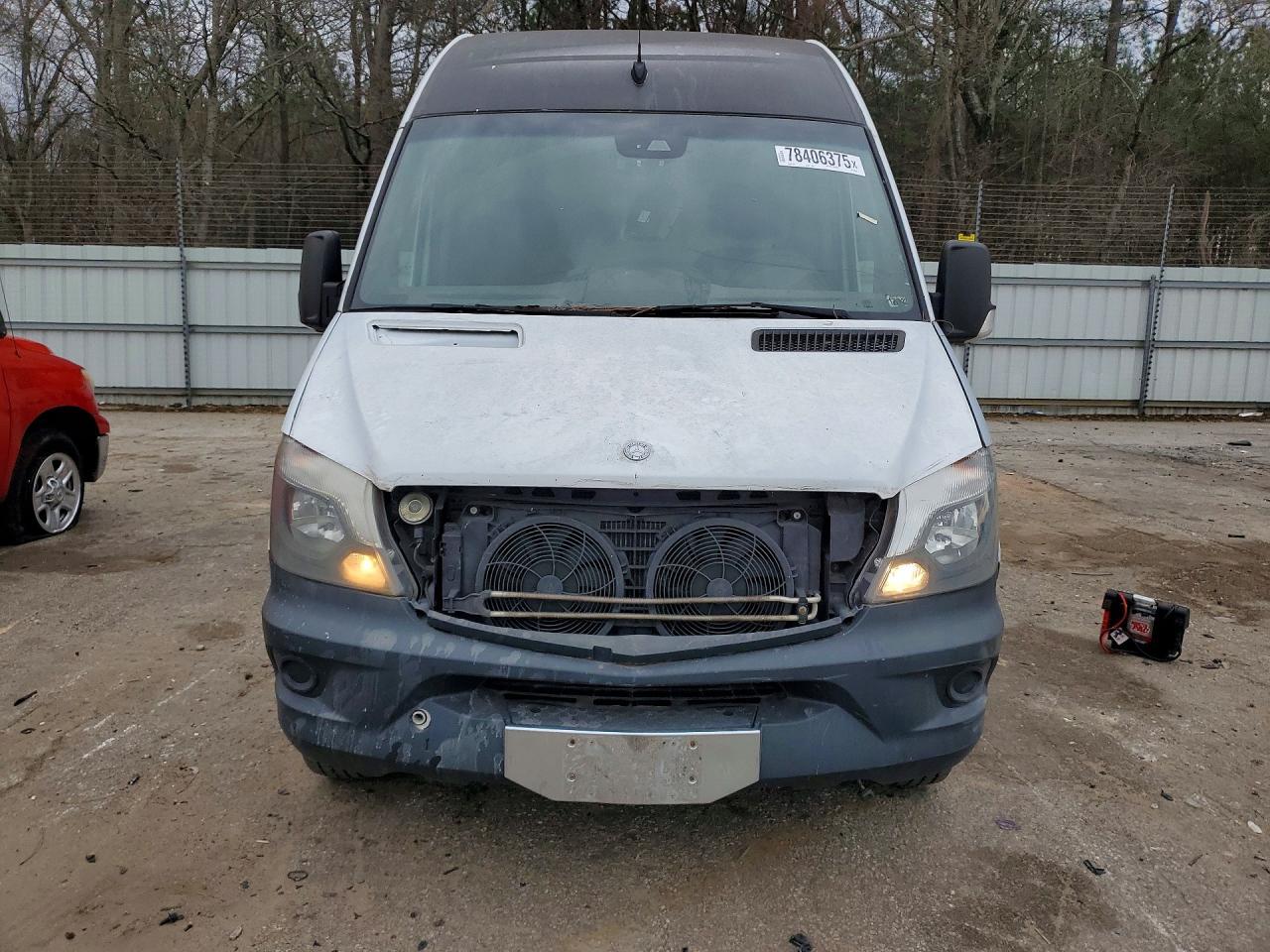 2015 Mercedes-Benz Sprinter 2500