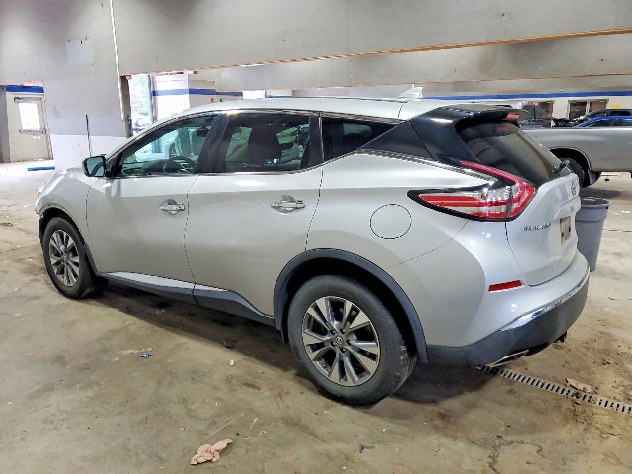 2016 Nissan Murano s